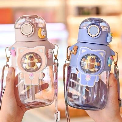 680ml PC PP Bevande Sport Orso Cartoni animati Bambini Bottiglia d'acqua di plastica all'aperto Con paglia