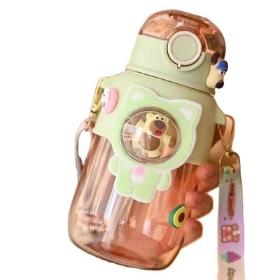 Stile Bevande Sport Orso Cartoni animati Bambini Outdoor 680ml Bottiglia d'acqua di plastica con paglia