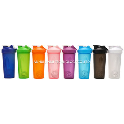 600ml Fitness Plastic Black Gym Blender Shaker Cup per sport Disegno impermeabile