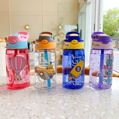 Torno a scuola Bambini Tazza di acqua Sippy Tazza portatile per bambini con paglia e maniglia