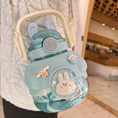 Opzioni di colore personalizzate Portable Cuddle Rabbit Bottiglia d'acqua Stili attraenti Bambini