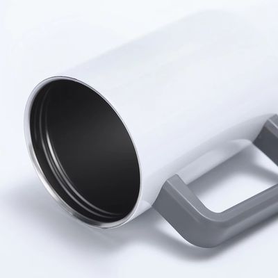 Tumbler in acciaio inossidabile a vuoto Coppe colorate per auto Tumbler con maniglia e coperchio di paglia