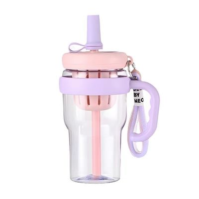 Bottiglia di plastica da 680 ml per sport all'aria aperta Bottina per sportivi portatile Bottina di succo senza BPA