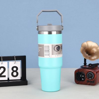 Moderno design 20oz di acciaio inossidabile a vuoto isolato Tumbler con maniglia coperchio logo personalizzato