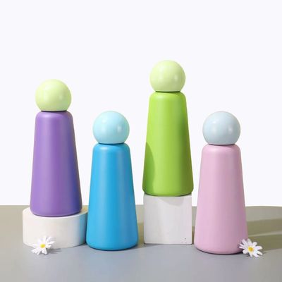 Moderno design 500ml bottiglia d'acqua in acciaio inossidabile tazza di viaggio isolato con coperchio carino