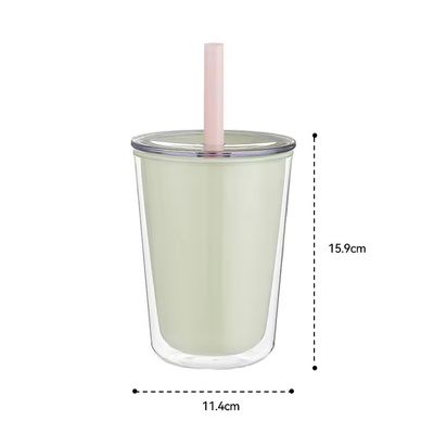 Bottiglia d'acqua di plastica a doppia parete di grande capacità con paglia applicabile per l'acqua bollente