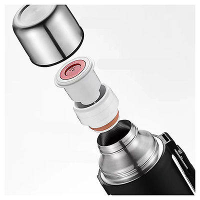 Bottine di acqua isolate da viaggio con design portatile e prestazioni di isolamento termico