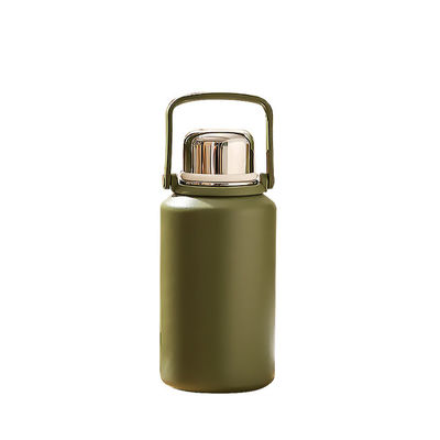 Coppa creativa di cartoni animati Coppa isolante portatile per campeggio Coppa per studenti 482g Bottiglia d'acqua