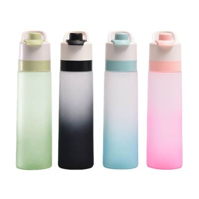 Spazio fitness all'aperto 156g Tazza d'acqua sportiva a colori con paglia