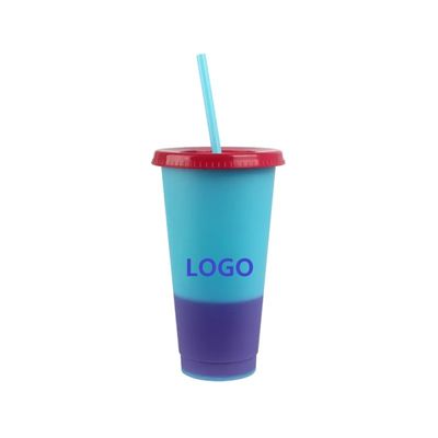 Stoccata Tumbler a cambiamento di colore 16-24oz Tazza di plastica riutilizzabile con accessori inclusi