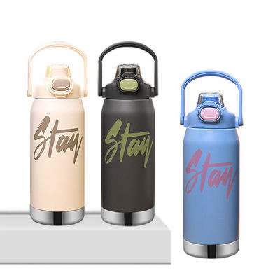 Bottiglia d'acqua inossidabile a vuoto Logo personalizzato Sublimazione Isolato Bottiglia di acciaio sportivo