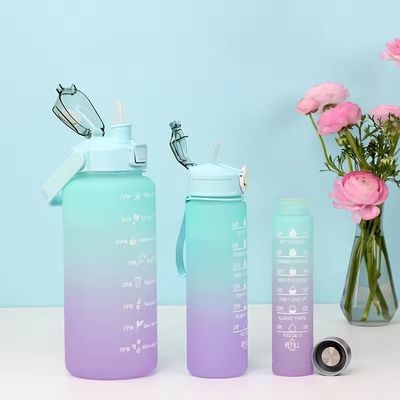 Logo personalizzato accettabile 3pcs grande capacità Sport Plastic Gradient Acqua bottiglia set