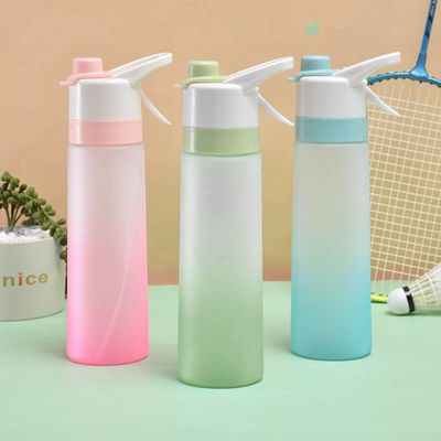 Applicabile Persone Adulti 750 ml Vendere direttamente Tazze d'acqua di plastica con paglia