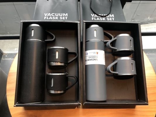 500 ml di flacone da regalo in acciaio inossidabile a vuoto con 3 tazze