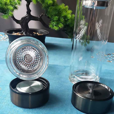 Bottiglia d'acqua in vetro a doppia parete ad alto borosilicato e ecologica per l'acqua bollente