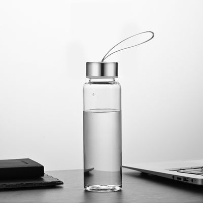Modello personalizzato 300ml 400ml 500ml Bottiglia di plastica per sport all'aria aperta ed efficienza di viaggio