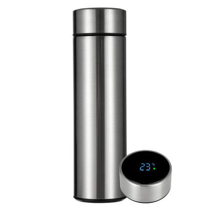 Bottiglia termo isolante a vuoto senza BPA con display di temperatura a LED e infusore di tè