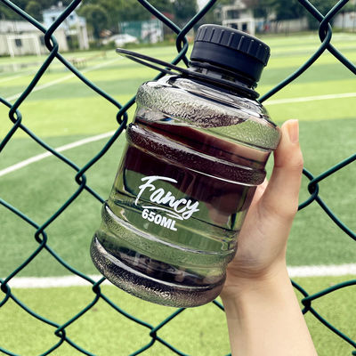 650 ml Mini Bottiglia d'acqua in plastica per bottiglie sportive eco-friendly Acqua bollente