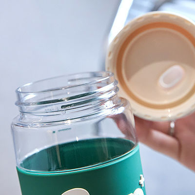 650ml e 780ml Capacità Cool Design Bottiglie di Acqua Slim con Set di Capo a 2 vie