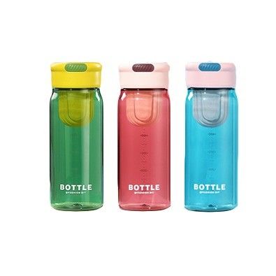 650ml Bottiglia d'acqua di plastica con infusore di tè Manicopa per studenti con bilancia