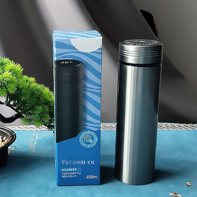 Logo personalizzato bottiglie d'acqua isolate OFFICE CUP Produzione per ufficio eco-friendly