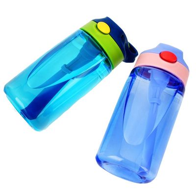 Bottiglia di acqua per bambini senza BPA con coperchio e maniglia di paglia per acqua bollente e sostenibile