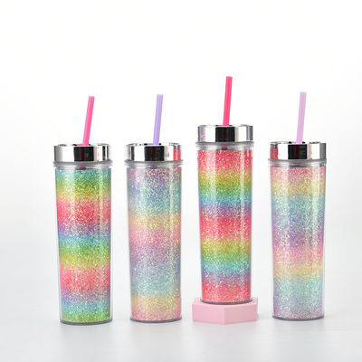 Bottiglia d'acqua di plastica con coperchio di paglia flessibile per l'occasione del ritorno a scuola in vendita