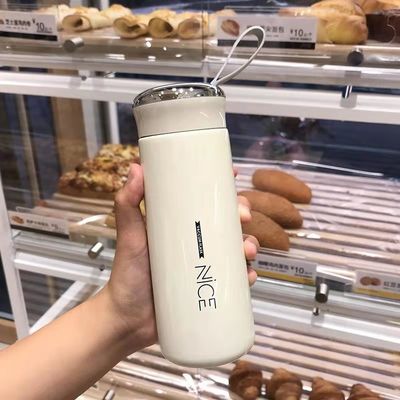 Utilizzo versatile Situazione Bottiglia d'acqua in vetro Adatta per il caffè Acqua latte e altro