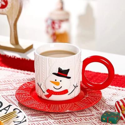 Stile natalizio in tazza di tè in ceramica in rilievo con logo personalizzato Babbo Natale e modello dell'albero