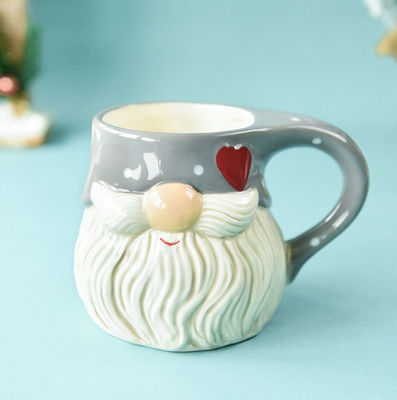 Tazza di ceramica natalizia personalizzata con disegno 3D di Babbo Natale in stile cartone animato e colore personalizzato