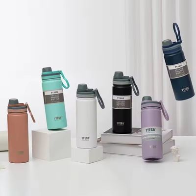 Logo personalizzato Eco-friendly bocca larga Acciaio inossidabile Isolata bottiglia d'acqua Accetta logo personalizzato