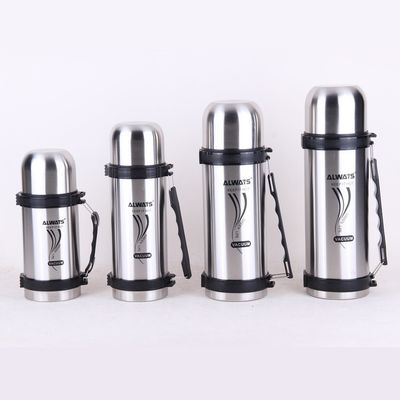 1800ml Straight Cup Portable Vacuum Stainless Steel Walking Kettle per sport all'aria aperta