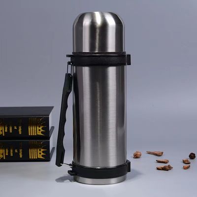 1800ml Straight Cup Portable Vacuum Stainless Steel Walking Kettle per sport all'aria aperta