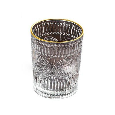 Tazza di vetro con bordo d'oro con design a girasole e stile classico