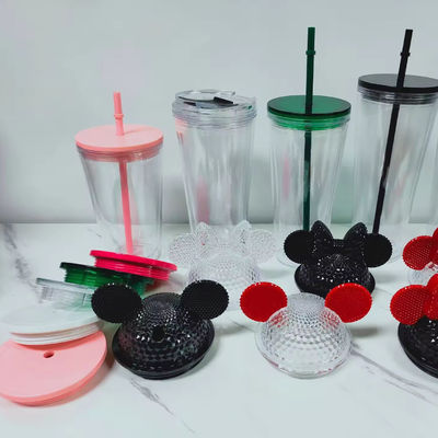 Coppa sportiva per studenti da 24 oz con coperchio e paglia Bottiglia di acqua di plastica a doppia parete