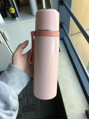 Moderno design Logo personalizzato 500ml Acciaio inossidabile bottiglia d'acqua Ideale per i regali d'affari