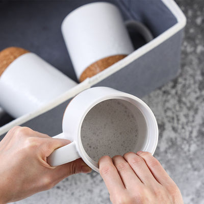 Tazze da caffè a fondo di sughero in ceramica con logo personalizzato