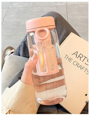 450ml/600ml PC Tazza di plastica a prova di perdite Logo personalizzato Bottiglia d'acqua sportiva con filtro da tè