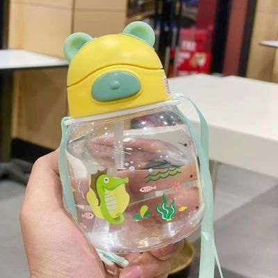 Tazza d'acqua in forma di orso di plastica da 450 ml con paglia e corda Bottiglia d'acqua impermeabile