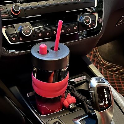 Applicabile Persone tutti mantenere il caffè caldo e le mani libere con questo Tumbler