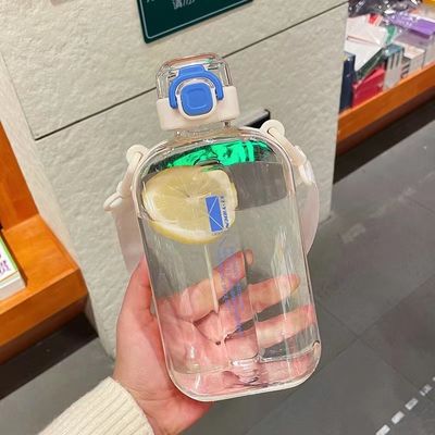 Mantenere l' idratazione ovunque 750 ml bottiglia quadrata di acqua chiara con corda e coperchio a prova di perdite