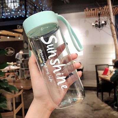 Servizio OEM accettato Tazza di plastica ecologica da 600 ml per la bottiglia d'acqua per studenti