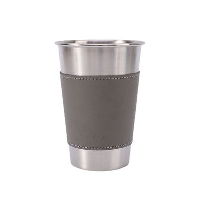 Tazza da viaggio in birra in acciaio inossidabile a parete singola con logo personalizzato e copertura in pelle marrone