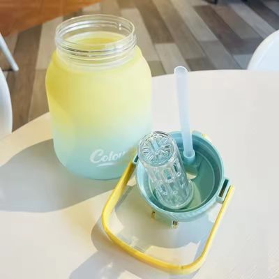 Stile di design minimalista 1100ml 1300ml PC Bottiglia di plastica con logo personalizzato