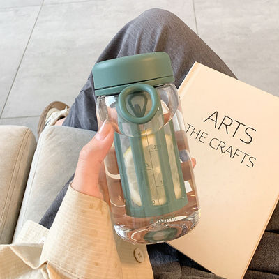 Bottiglie contemporanee per tour all'aperto con capacità personalizzata e design minimalista
