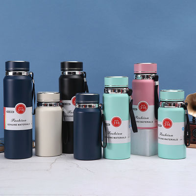 Isolato al vuoto 800ml Bottiglia d'acqua Logo personalizzato in acciaio inossidabile 316 Perfetto per i viaggi