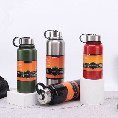 Coppa isolante a vuoto in acciaio inossidabile di grande capacità da 800 ml con design adatto ai viaggiatori