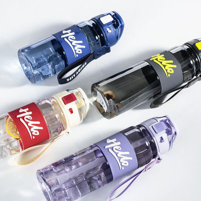 Palestra per attività all'aria aperta Reutilizzabile BPA Free Squeeze Bottle di acqua con 680/860ml Capacità