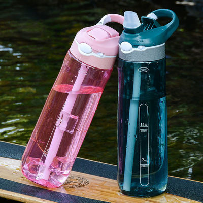 750 ml Fitness Protein Gym Shaker Bottiglia con paglia Tritano Alimenti Silicone Acqua Bottiglia