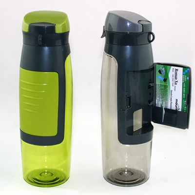 In magazzino Bottiglia di acqua potabile di plastica sportiva portatile di 750 ml con cartellino